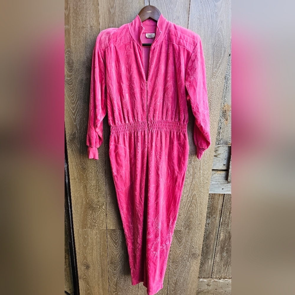 Neiman Marcus Fuchsia Pink Retro VTG Jumpsuit Velvet